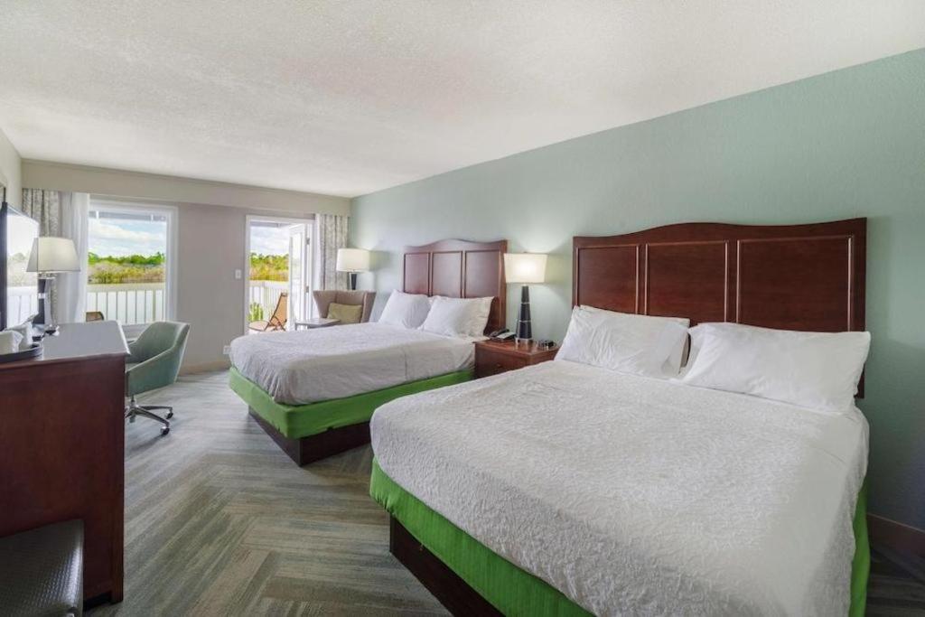Holiday Inn Express Hotel & Suites פורט שארלוט מראה חיצוני תמונה