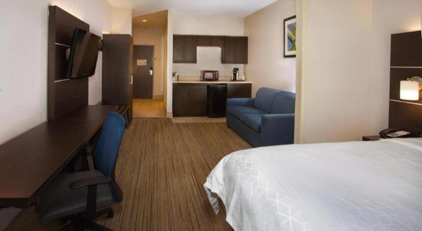 Holiday Inn Express Hotel & Suites פורט שארלוט מראה חיצוני תמונה