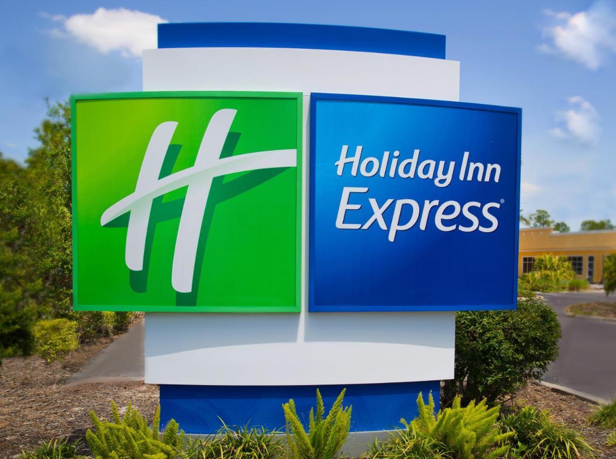 Holiday Inn Express Hotel & Suites פורט שארלוט מראה חיצוני תמונה