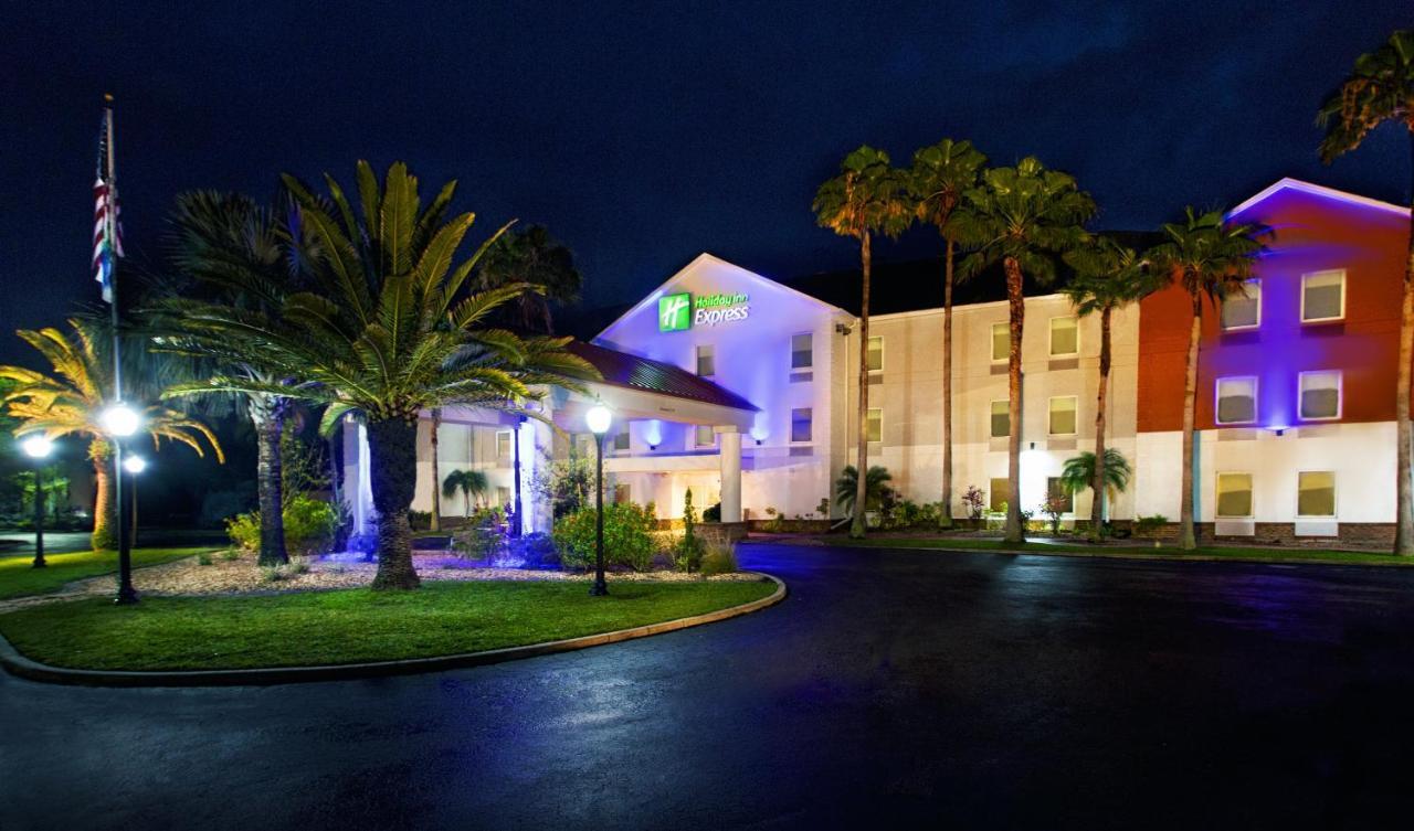 Holiday Inn Express Hotel & Suites פורט שארלוט מראה חיצוני תמונה