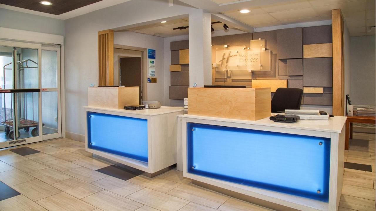 Holiday Inn Express Hotel & Suites פורט שארלוט מראה חיצוני תמונה